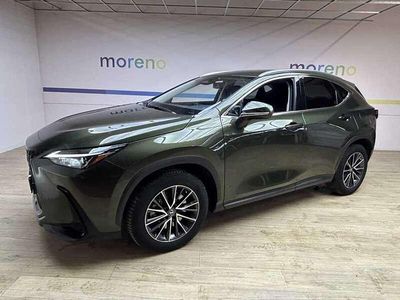 Usata Lexus NX450h+ 309 CV (227 kW) 2022 Verde SUV