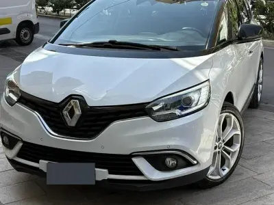 Usata Renault Scénic III 110 CV (80 kW) 2017 Bianco Monovolume