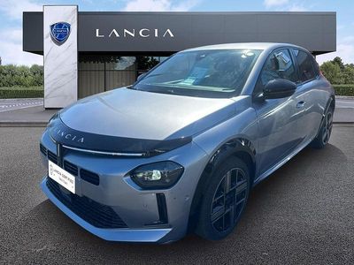 Usata Lancia Ypsilon 101 CV (74 kW) 2025 Grigio Utilitaria