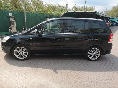 Usata Opel Zafira 140 CV (102 kW) 2009 Nero Monovolume