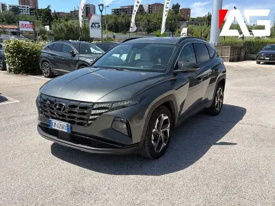 Käytetty Hyundai Tucson 230 HP (169 kW) 2023 Harmaa Katumaasturi