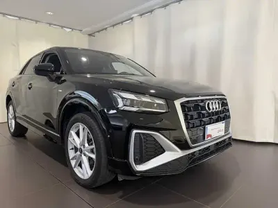 Gebraucht Audi Q2 S-Line 150 PS (110 kW) 2025 Schwarz SUV