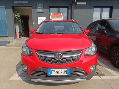 Usata Opel Karl Rocks 73 CV (53 kW) 2019 Rosso Utilitaria