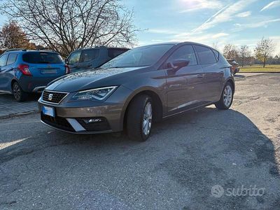Usata Seat Leon Business 110 CV (80 kW) 2017 Grigio Berlina