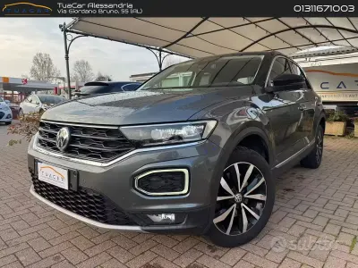 Usata VW T-Roc Advance 116 CV (85 kW) 2018 Grigio SUV