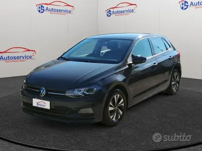 Usata VW Polo Sportline 80 CV (58 kW) 2021 Grigio Utilitaria