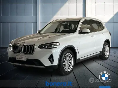 Usata BMW X3 Efficient Dynamics 190 CV (139 kW) 2023 Bianco SUV