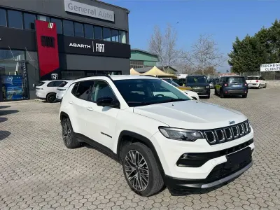 Usata Jeep Compass Limited 190 CV (139 kW) 2023 Bianco SUV