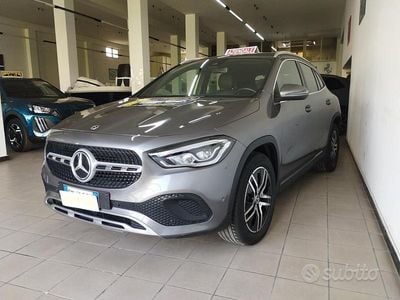 Usata Mercedes GLA200 149 CV (109 kW) 2023 Grigio SUV