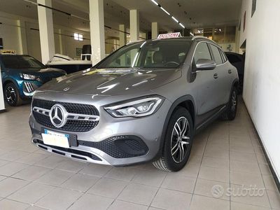 Usata Mercedes GLA200 150 CV (110 kW) 2023 Grigio SUV