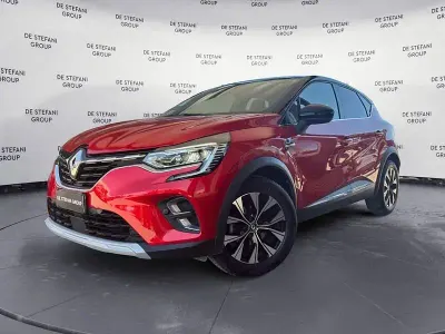Usata Renault Captur Techno 91 CV (66 kW) 2023 Rosso SUV