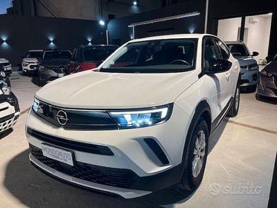 Usata Opel Mokka 100 CV (73 kW) 2022 Bianco SUV