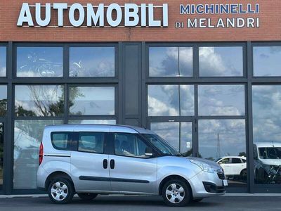 usata Opel Combo ComboTour vettura 5 posti 1.6 Gasolio