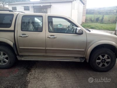 usata Isuzu D-Max 3.0 td Crew L