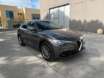 Usata Alfa Romeo Stelvio 180 CV (132 kW) 2018 Grigio SUV