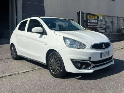 Usata Mitsubishi Space Star 71 CV (52 kW) 2017 Bianco Utilitaria