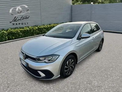 Usata VW Polo Style 95 CV (69 kW) 2023 Grigio Utilitaria