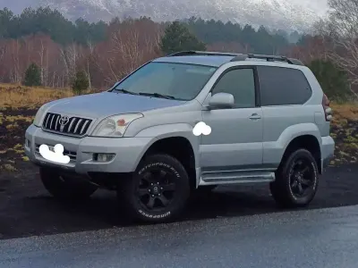 Usata Toyota Land Cruiser Sol 163 CV (119 kW) 2003 Argento SUV
