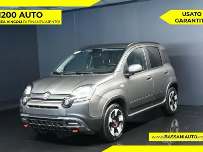 Usata Fiat Panda Cross Cross 69 CV (50 kW) 2023 Grigio Utilitaria