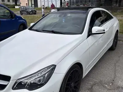 Gebraucht Mercedes E250 Executive 204 PS (150 kW) 2013 Coupé