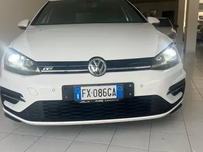 Usata VW Golf VII Sport 115 CV (84 kW) 2019 Bianco Berlina