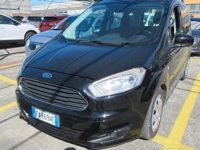 Begagnad Ford Tourneo Courier