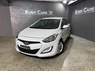 Usata Hyundai i30 Comfort 110 CV (80 kW) 2013 Bianco Station wagon