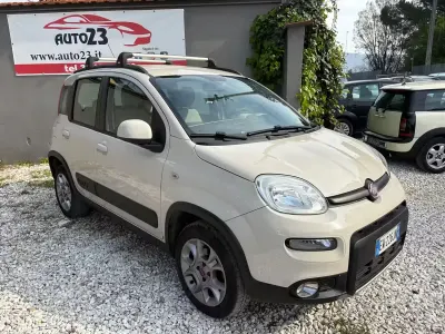 Gebraucht Fiat Panda 4x4 S 75 PS (55 kW) 2014 Kleinwagen