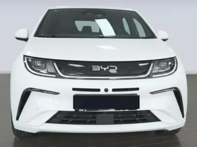 Nuova BYD Dolphin Comfort 150 kW (204 CV) 2026 Bianco Utilitaria