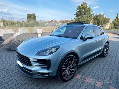 Porsche Macan S