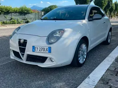Usata Alfa Romeo MiTo 70 CV (51 kW) 2015 Bianco Utilitaria