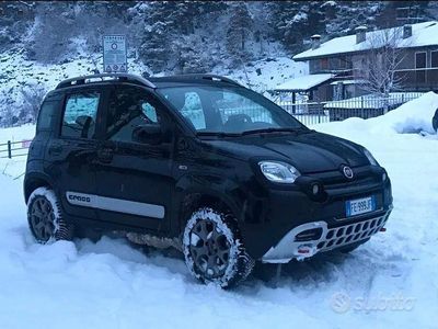 Begagnad Fiat Panda Cross Cross 90 HK (66 kW) 2016 Svart Halvkombi