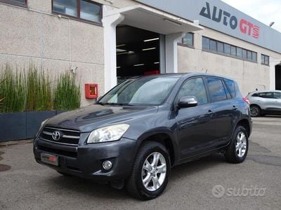 Usata Toyota RAV4 Luxury 150 CV (110 kW) 2009 Grigio SUV