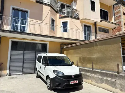 Usata Fiat Doblò Easy 90 CV (66 kW) 2022 Bianco Monovolume