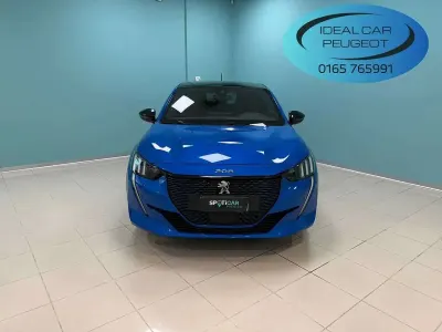 Usata Peugeot e-208 GT 56 kW (77 CV) 2022 Blu Utilitaria