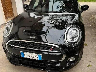 Usata Mini Cooper S 2018 Nero Utilitaria