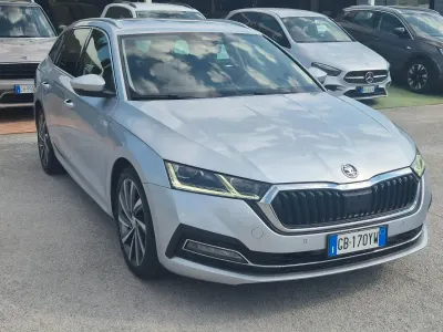 Usata Skoda Octavia Ambition 150 CV (110 kW) 2020 Argento Station wagon