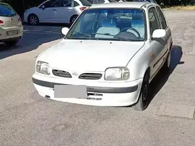 Usata Nissan Micra 54 CV (39 kW) 1996 Bianco Utilitaria