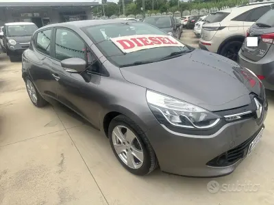 Usata Renault Clio IV 75 CV (55 kW) 2015 Grigio Berlina