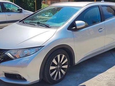 Usata Honda Civic Executive 120 CV (88 kW) 2015 Grigio Station wagon