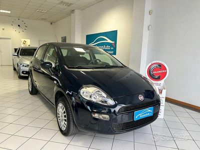 Usata Fiat Punto 77 CV (56 kW) 2016 Blu Utilitaria
