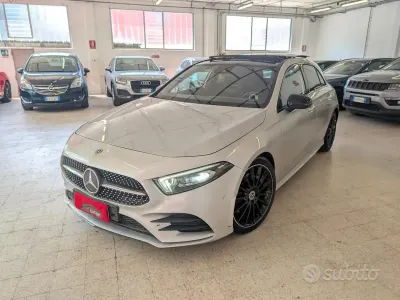 Usata Mercedes A250 Premium 224 CV (164 kW) 2018 Grigio Berlina