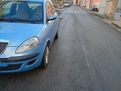 Usata Lancia Ypsilon 2005 Utilitaria