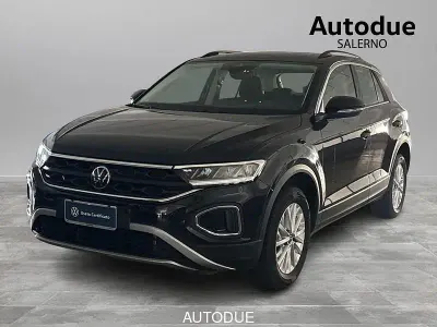Usata VW T-Roc Life 116 CV (85 kW) 2025 Nero SUV
