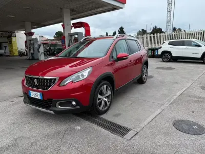 Begagnad Peugeot 2008 Active 99 HK (72 kW) 2016 Röd SUV