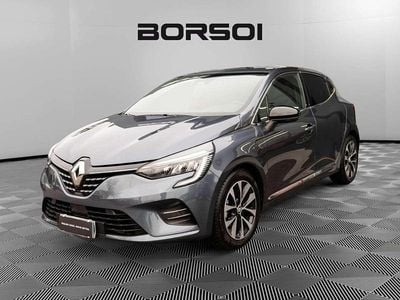 Usata Renault Clio V Techno 143 CV (105 kW) 2022 Grigio Berlina