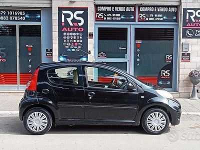Usata Peugeot 107 68 CV (50 kW) 2010 Nero Utilitaria
