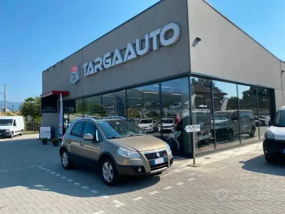 Usata Fiat Sedici Dynamic 120 CV (88 kW) 2008 Giallo SUV
