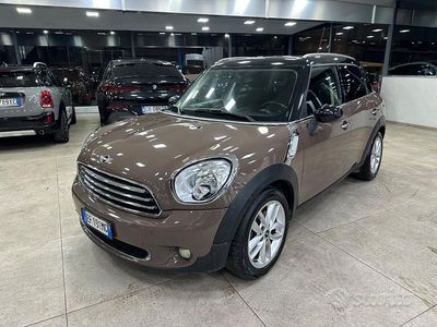 Usata Mini Cooper D Countryman 111 CV (81 kW) 2011 Marrone SUV
