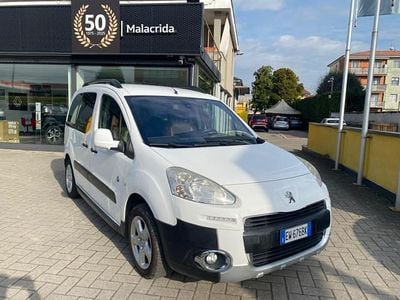 Usata Peugeot Partner Tepee Outdoor 92 CV (67 kW) 2014 Bianco Monovolume